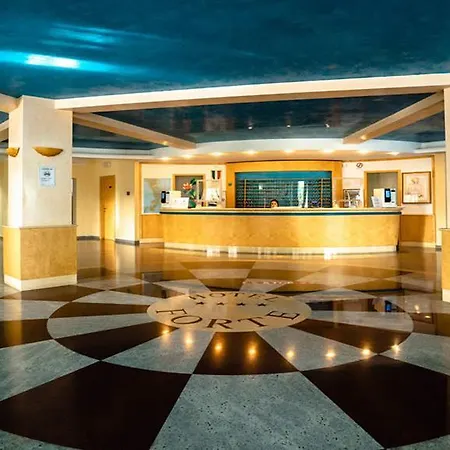 Apulia Club מלון