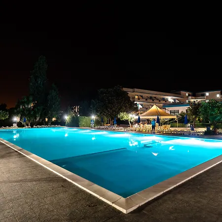 Apulia Club 호텔 4*